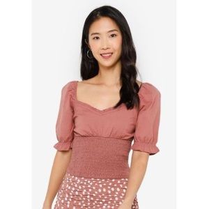 LIKE NEW Abercrombie and Fitch puff sleeve blouse